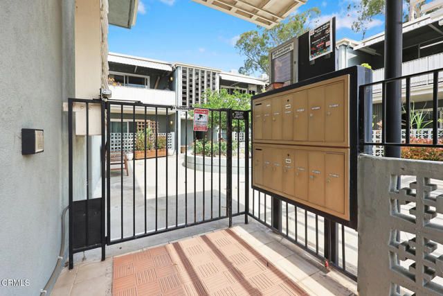 1520 Spruce Street 5, South Pasadena, CA 91030