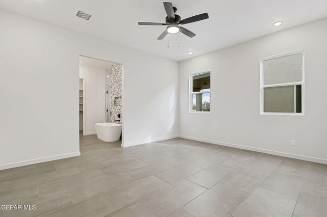 5956 Mohegan Sun St. Street, El Paso, TX 79932
