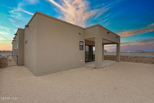 5956 Mohegan Sun St. Street, El Paso, TX 79932