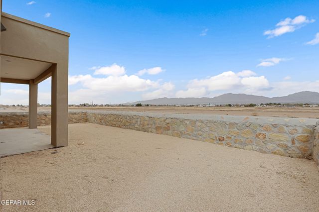 5956 Mohegan Sun St. Street, El Paso, TX 79932