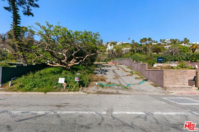 21443 Pacific Coast Highway, Malibu, CA 90265