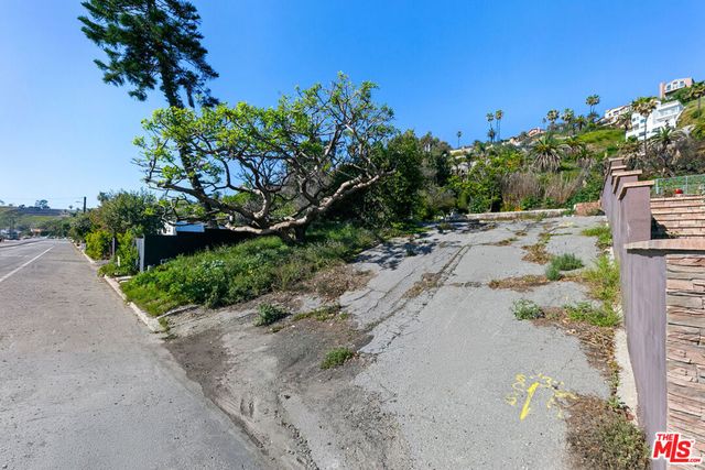 21443 Pacific Coast Highway, Malibu, CA 90265
