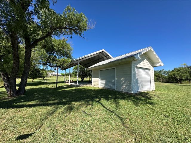 581 Comanche Lake Road, Comanche, TX 76442