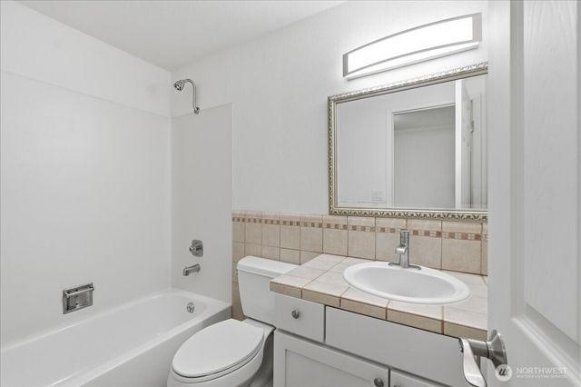 3618 Morris Avenue S, Renton, WA 98055