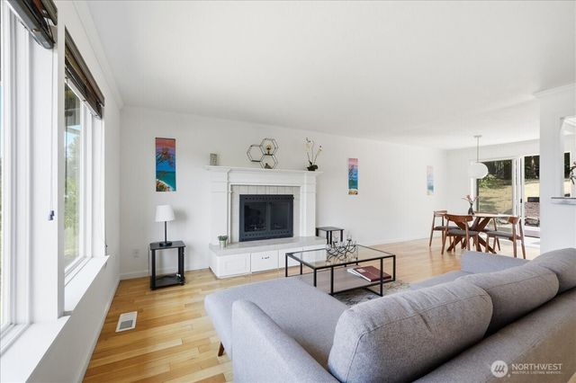 3618 Morris Avenue S, Renton, WA 98055