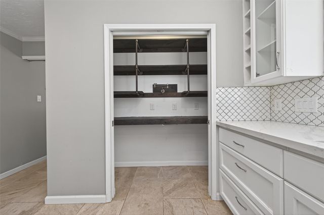 3107 Little Bear Drive, Kingwood, TX 77339