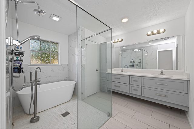 3107 Little Bear Drive, Kingwood, TX 77339