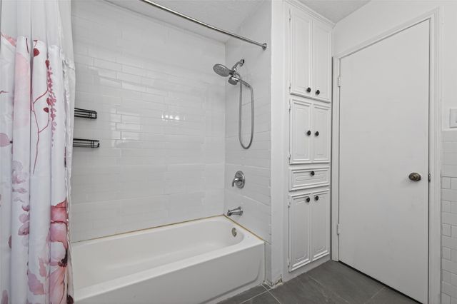 3107 Little Bear Drive, Kingwood, TX 77339