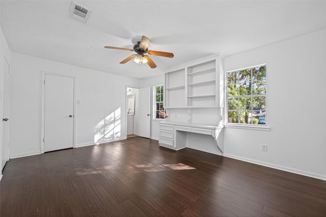 3107 Little Bear Drive, Kingwood, TX 77339