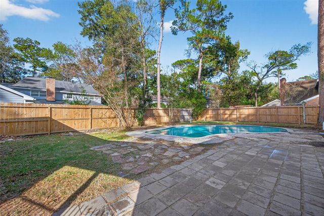 3107 Little Bear Drive, Kingwood, TX 77339