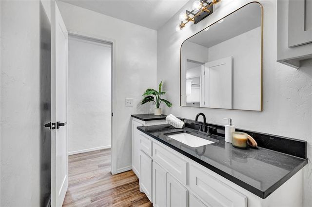 2416 Kingsley Lane, Oklahoma City, OK 73128