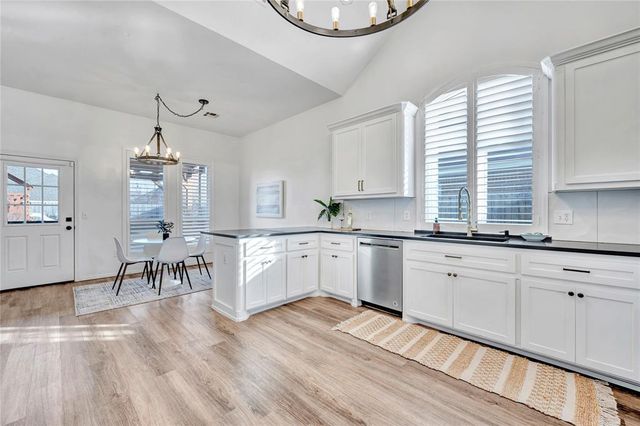 2416 Kingsley Lane, Oklahoma City, OK 73128