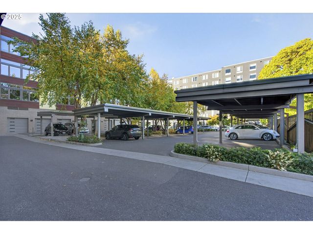 1455 N KILLINGSWORTH St 415, Portland, OR 97217