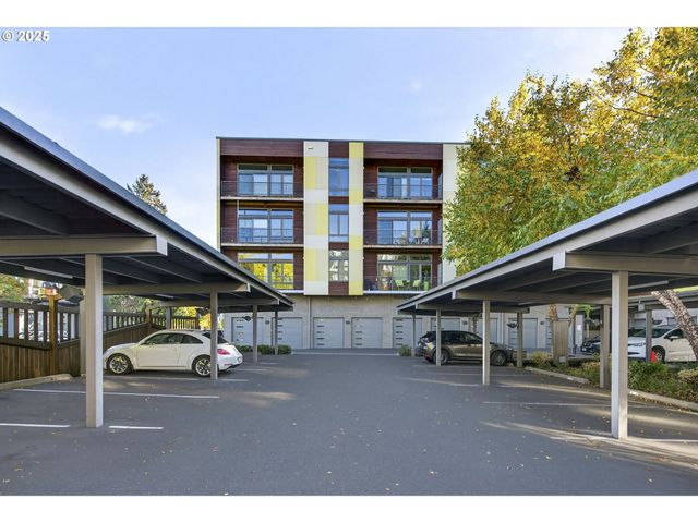 1455 N KILLINGSWORTH St 415, Portland, OR 97217