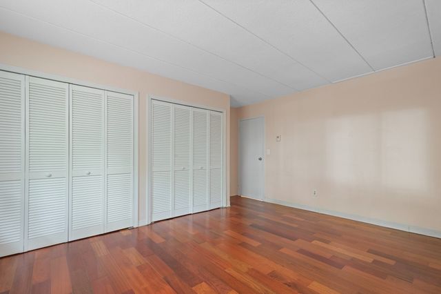 65 Commons Dr 306, Shrewsbury, MA 01545