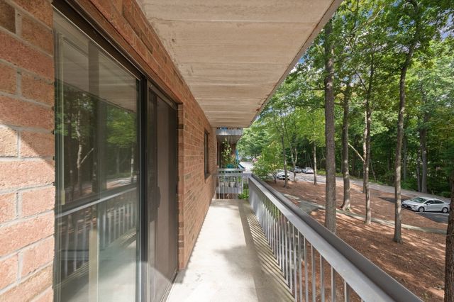 65 Commons Dr 306, Shrewsbury, MA 01545