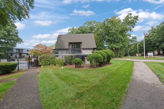 65 Commons Dr 306, Shrewsbury, MA 01545