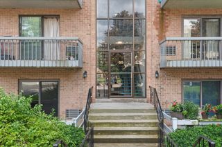 65 Commons Dr 306, Shrewsbury, MA 01545