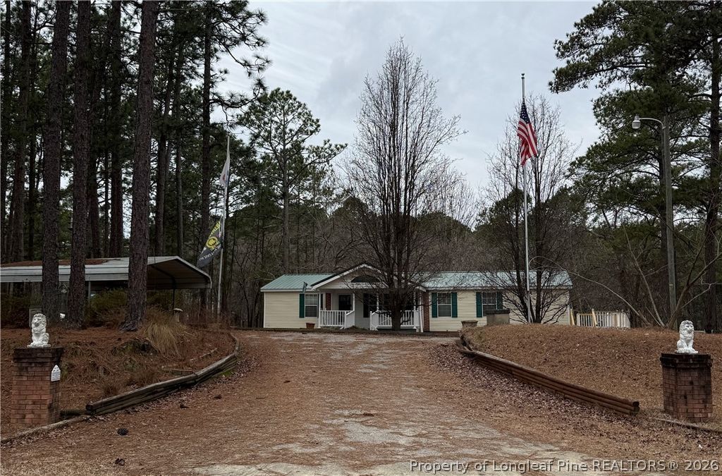 108 Richfield Court, Vass, NC 28394