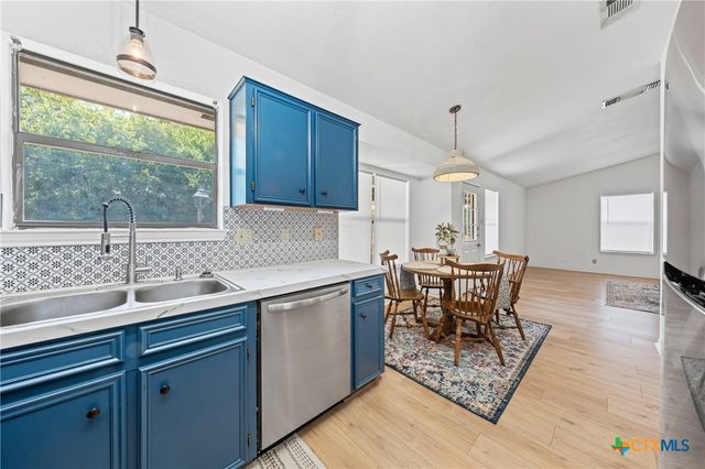 1402 Clairidge Avenue, Killeen, TX 76549