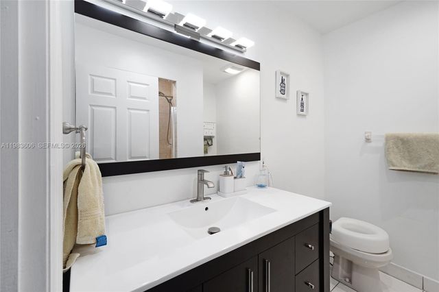 2122 SW 58th Ave, Miami, FL 33155