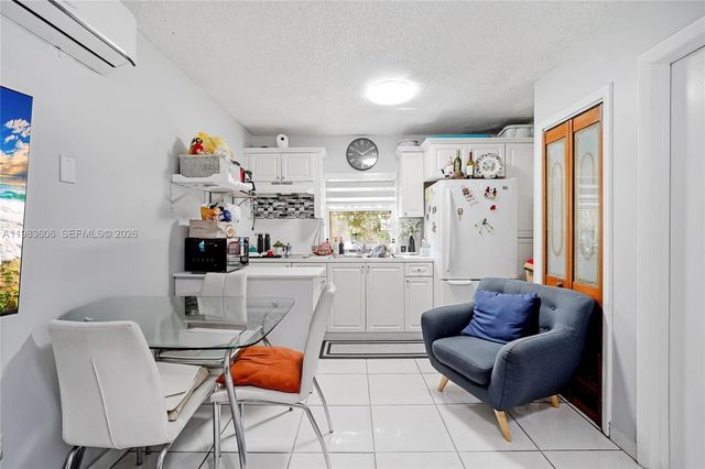 2122 SW 58th Ave, Miami, FL 33155