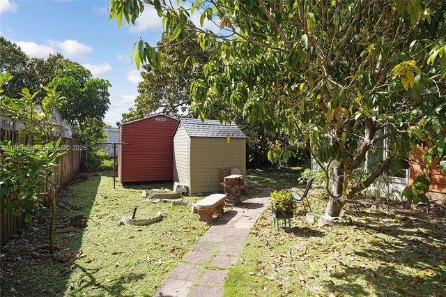 2122 SW 58th Ave, Miami, FL 33155