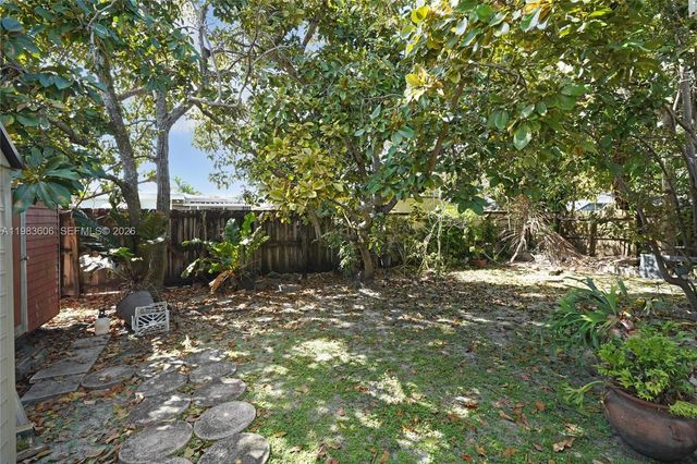 2122 SW 58th Ave, Miami, FL 33155