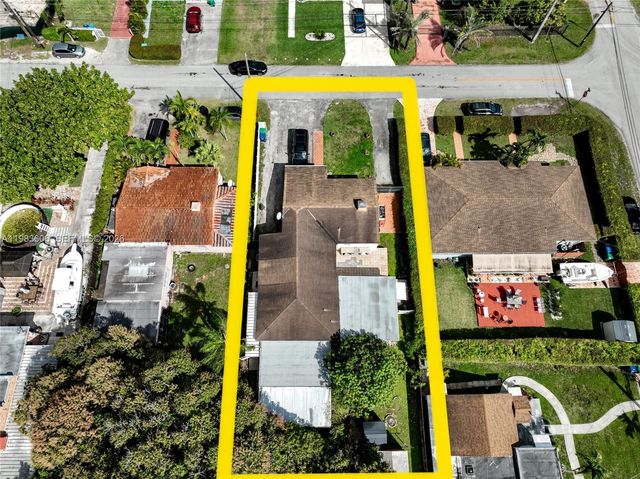 2122 SW 58th Ave, Miami, FL 33155