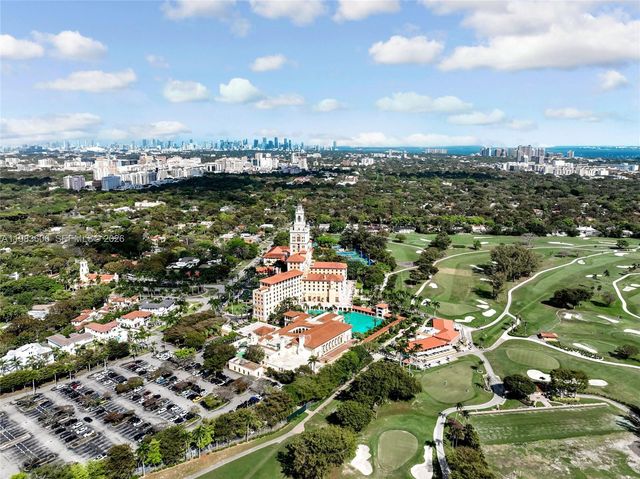 2122 SW 58th Ave, Miami, FL 33155