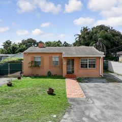 2122 SW 58th Ave, Miami, FL 33155
