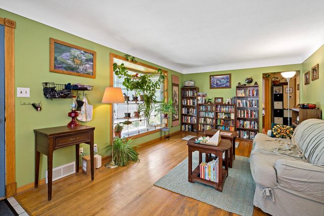 316 Layman Lane, Bloomington, MN 55420
