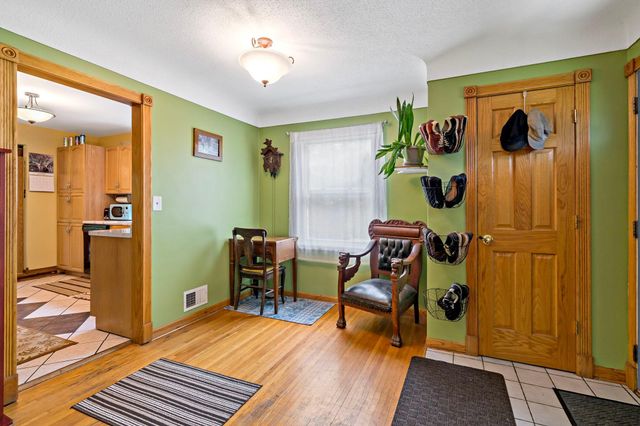 316 Layman Lane, Bloomington, MN 55420