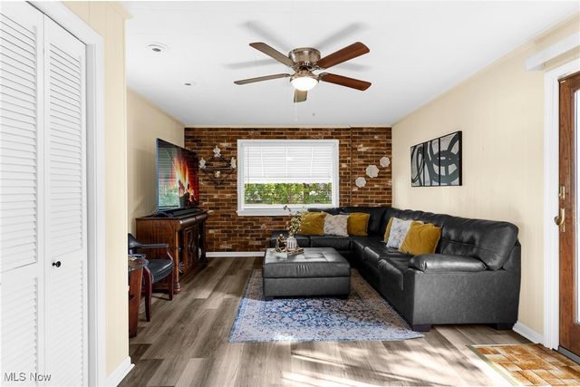 575 Breetz Drive, Campbell, OH 44405