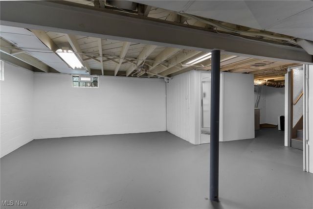 575 Breetz Drive, Campbell, OH 44405