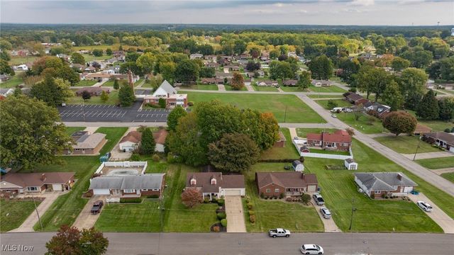 575 Breetz Drive, Campbell, OH 44405