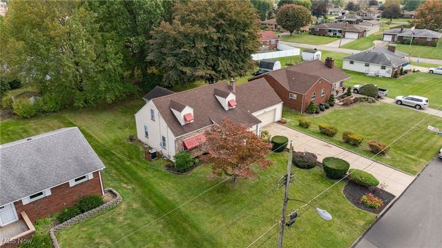 575 Breetz Drive, Campbell, OH 44405