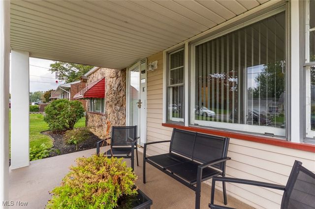 575 Breetz Drive, Campbell, OH 44405