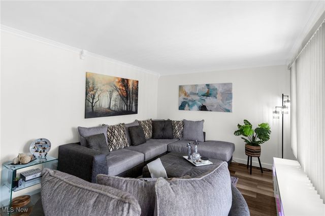 575 Breetz Drive, Campbell, OH 44405