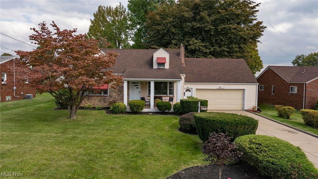 575 Breetz Drive, Campbell, OH 44405