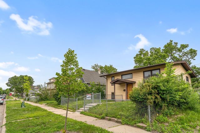 905 Fuller Avenue, Saint Paul, MN 55104