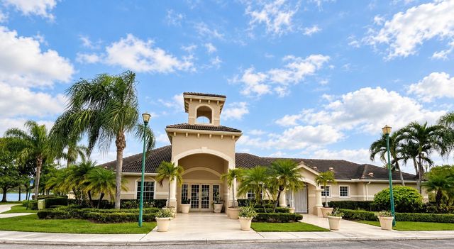 5021 Wiles Road Apt 301, Coconut Creek, FL 33073