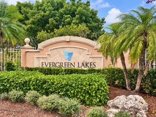 5021 Wiles Road Apt 301, Coconut Creek, FL 33073