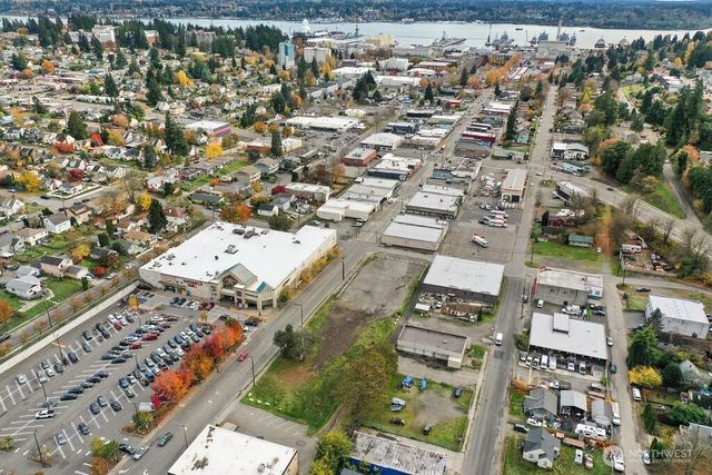 901 N Callow Avenue, Bremerton, WA 98312