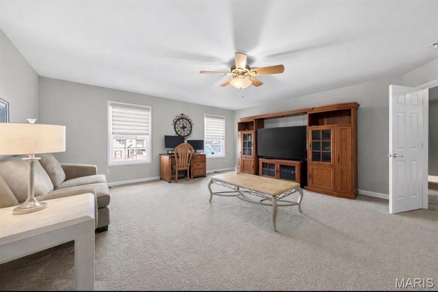 1202 Highland Circle Drive, Wentzville, MO 63385