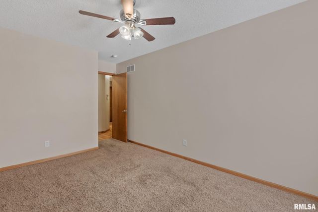 6112 34TH Avenue A Court, Moline, IL 61265