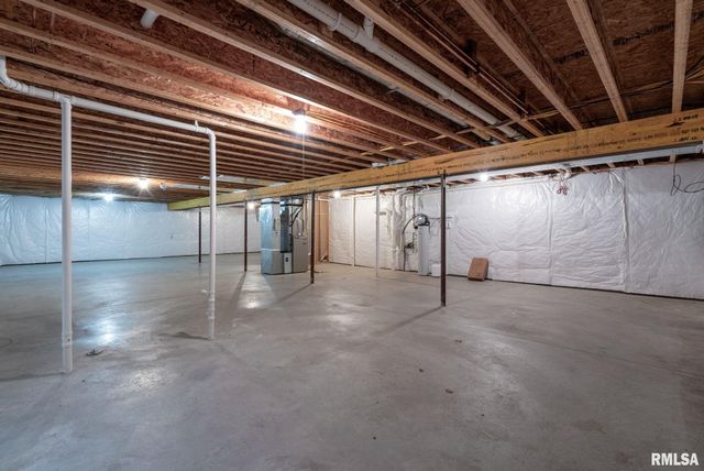 6112 34TH Avenue A Court, Moline, IL 61265