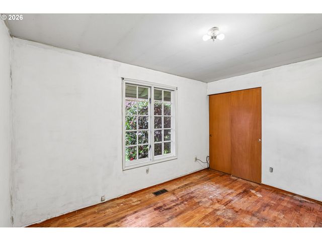 1545 Nw 5TH St, Gresham, OR 97030