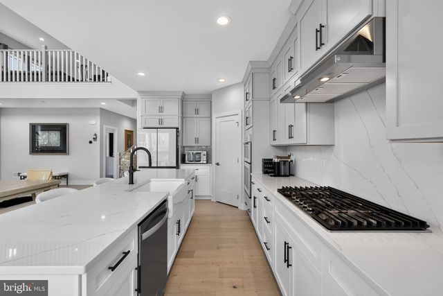 1100 HEWES ST, Ambler, PA 19002
