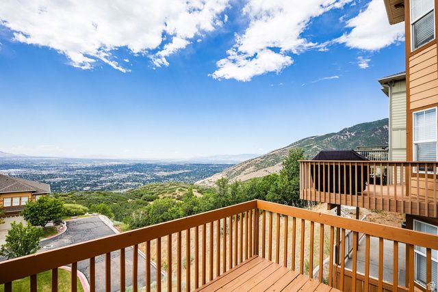 2011 E STONELEIGH DR, Draper, UT 84020